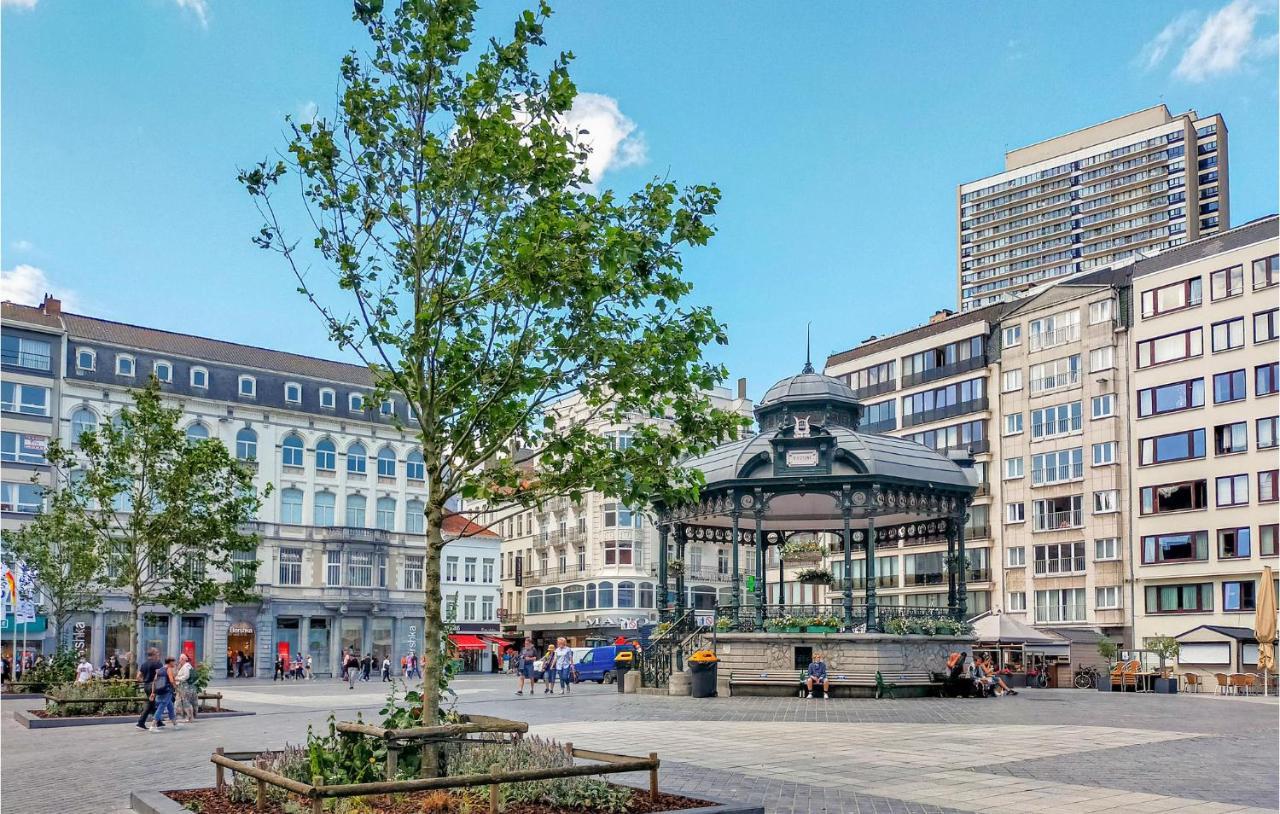 Appartement Stunning In With Wifi&1 Bedrooms